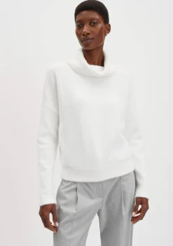 Truien><noscript><img width=