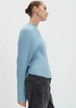 Truien><noscript><img width=