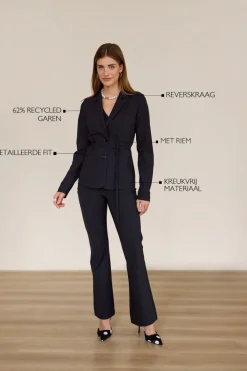 Blazers & Jasjes><noscript><img width=