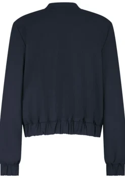 Blazers & Jasjes|Jassen><noscript><img width=