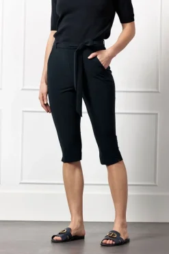 Broeken><noscript><img width=