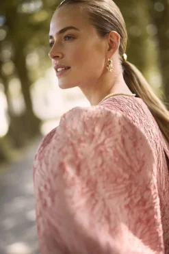 Blazers & Jasjes><noscript><img width=