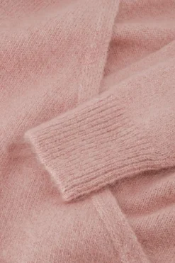 Truien><noscript><img width=