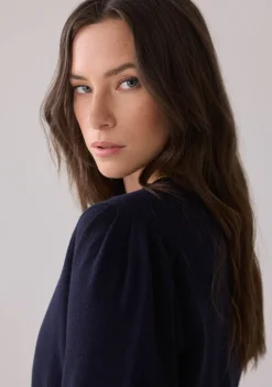 Truien><noscript><img width=