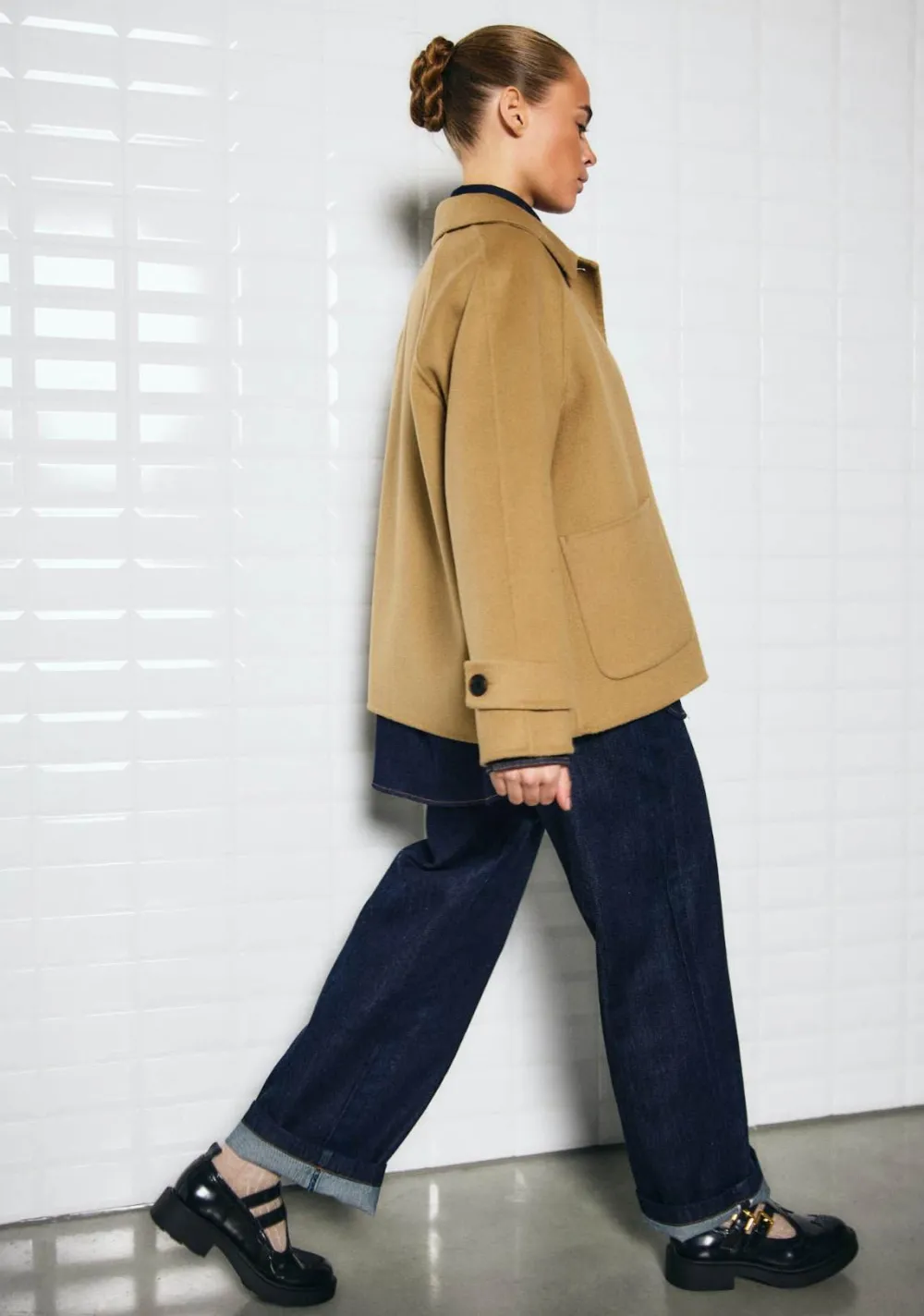 Winterjassen>WITH BLACK MANTEL Beige