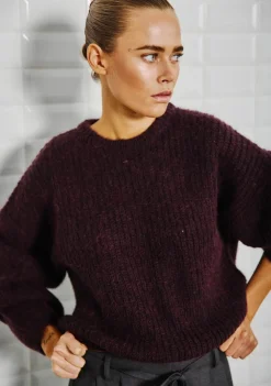 Truien><noscript><img width=