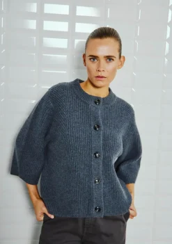 Vesten><noscript><img width=