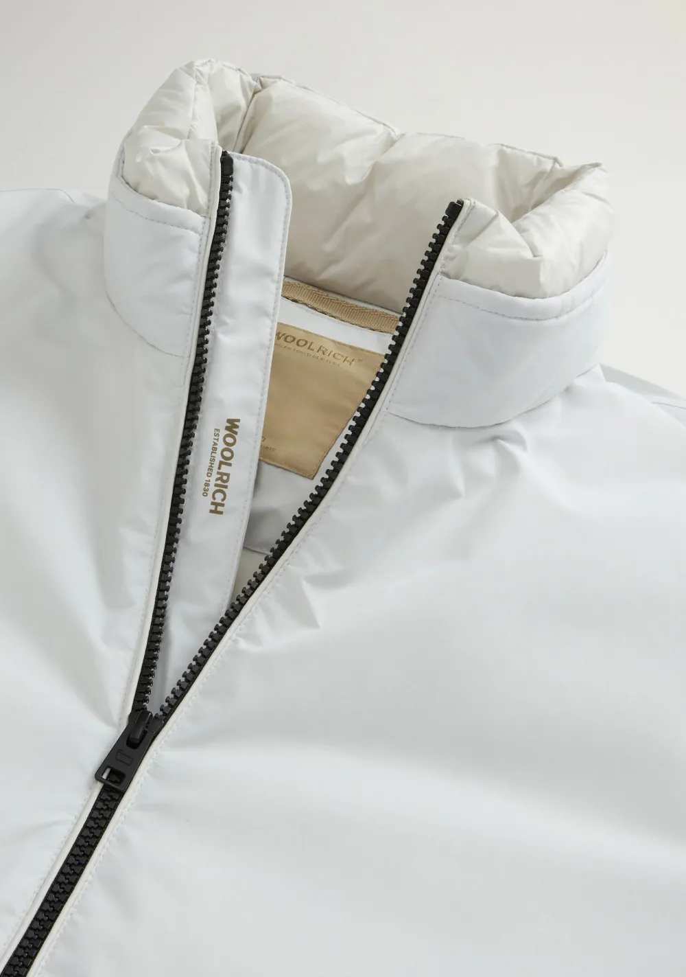 Jassen>WOOLRICH JAS Grijs