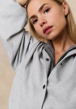 Blazers & Jasjes|Jassen><noscript><img width=