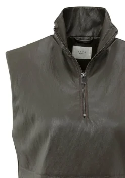 Shirts><noscript><img width=