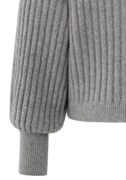 Truien><noscript><img width=