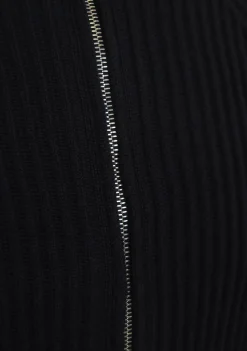 Truien><noscript><img width=